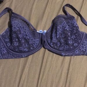 Victoria’s Secret body by Victoria unlined Demi